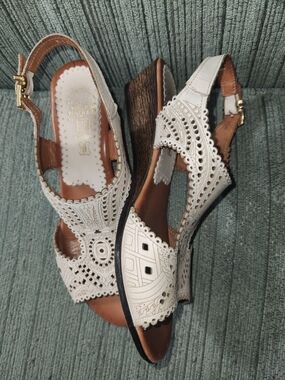 🍉Volks Walkers Wedge Sandals with Slingback Strap